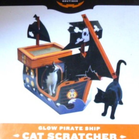 Hyde & Ekk! Boutique Glow in the Dark Pirate Ship Cat Scratcher N - Picture 2 of 2